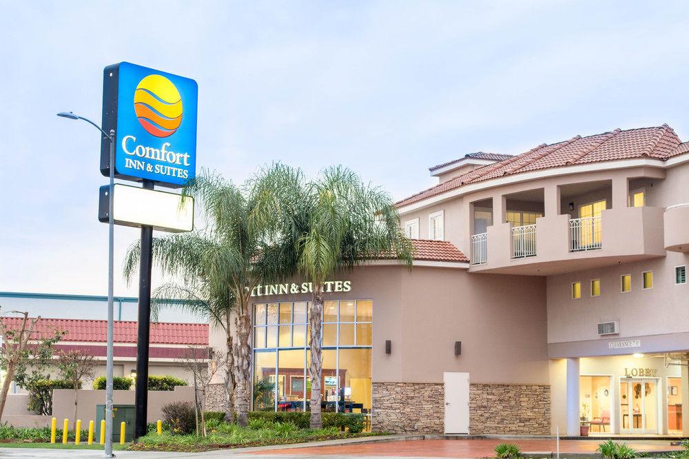 Comfort Inn & Suites Near Universal - N Hollywood - Burbank Los Angeles Extérieur photo