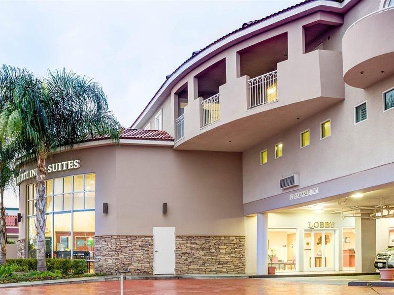 Comfort Inn & Suites Near Universal - N Hollywood - Burbank Los Angeles Extérieur photo